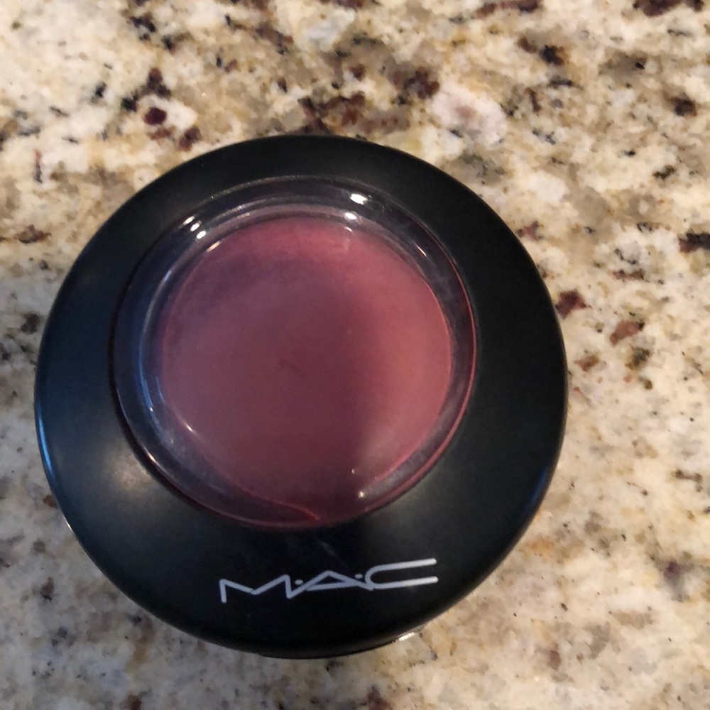 Mac Blush in Gleeful